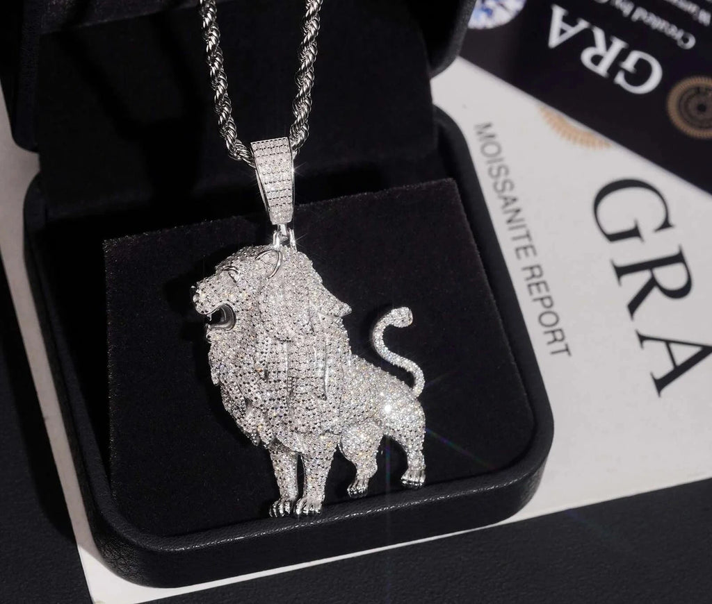 Unisex 925 Sterling Silver VVS Moissanite Lion Animal Iced Out Pendant YP0631