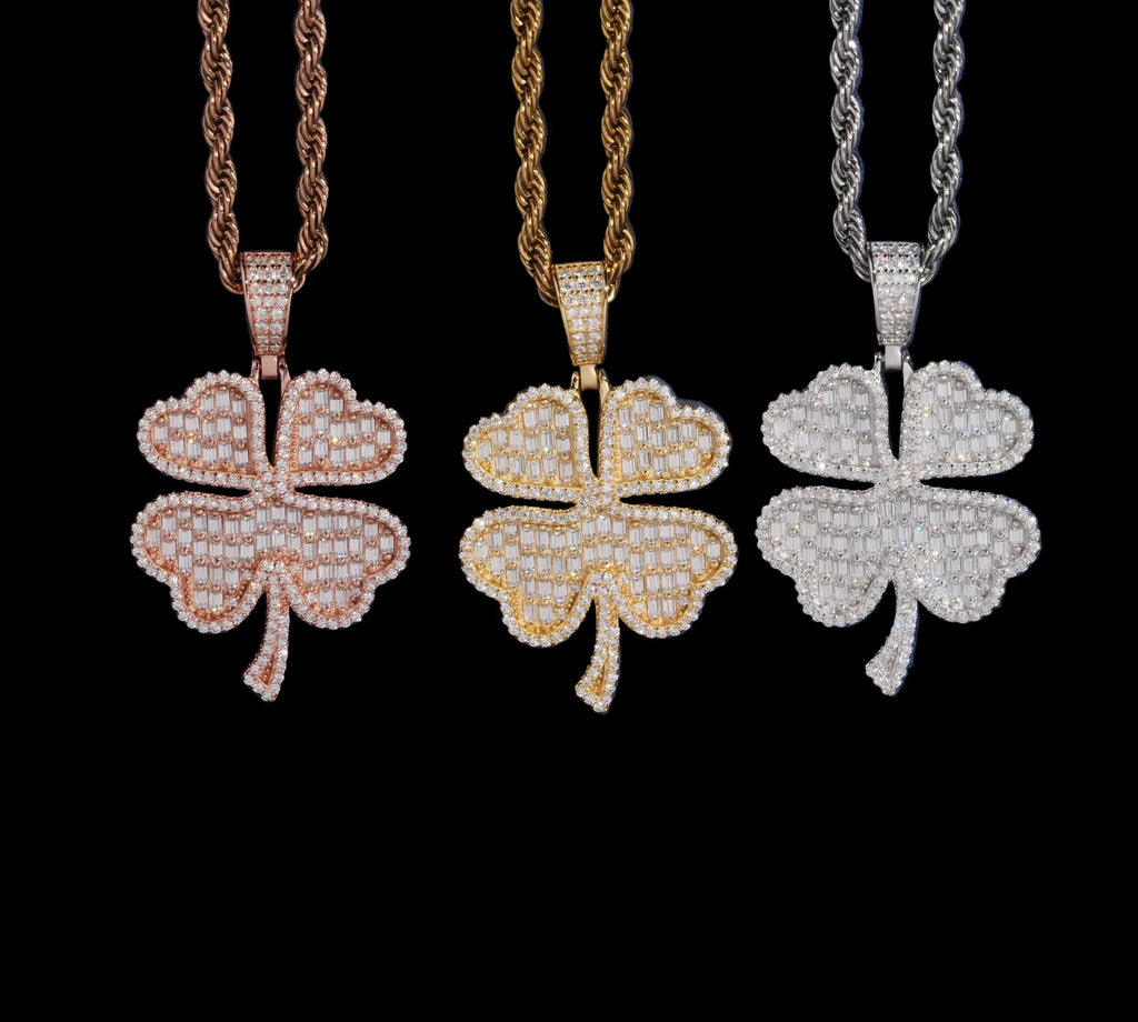 Unisex 925 Sterling Silver VVS Moissanite Lucky Clover Iced Out Pendant YHP0603