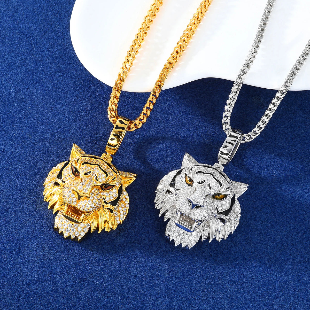 Men's 925 Sterling Silver VVS Moissanite Iced Out 3D Tiger Head Pendant TQP0730