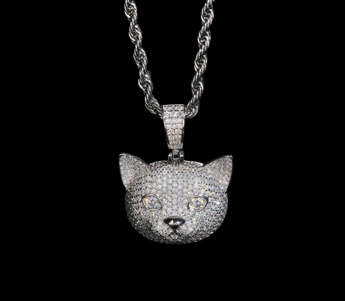 Unisex Iced Out Animal Pendant 925 Sterling Silver VVS Moissanite