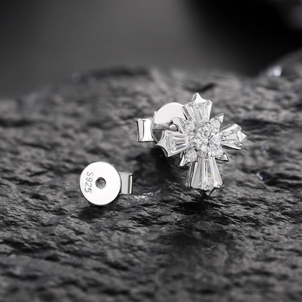 Unisex Baguette Cut VVS Moissanite Stud Earrings 925 Sterling Silver