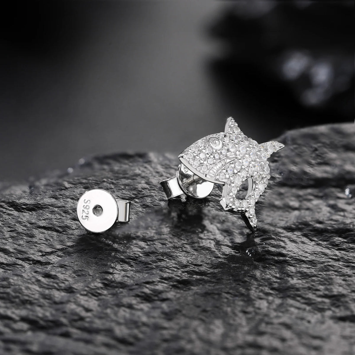 Unisex Iced Out 925 Sterling Silver VVS Moissanite Shark Stud Earrings