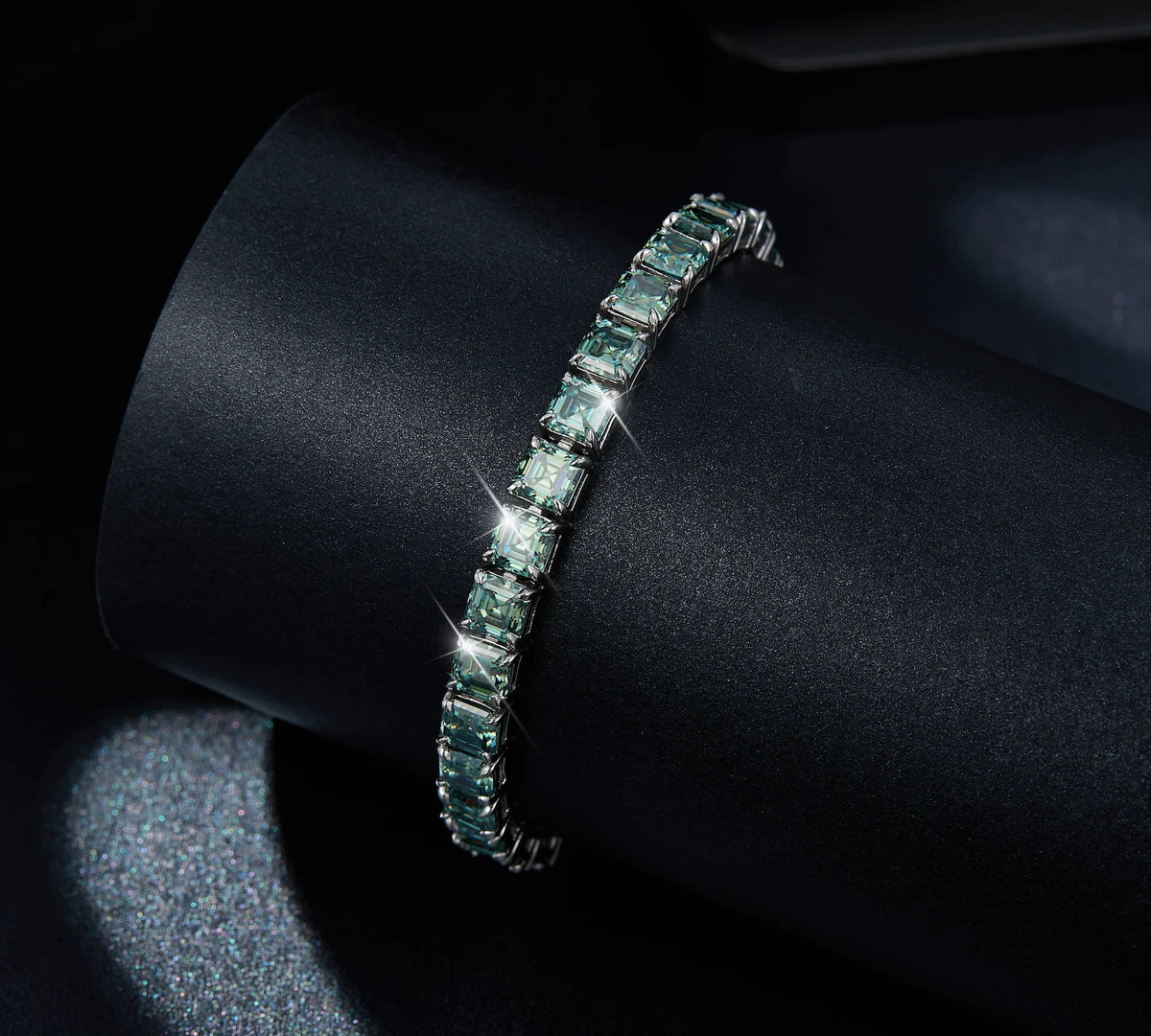 Unisex 5.5mm Asscher Cut Green Moissanite Tennis Bracelet 925 Sterling Silver