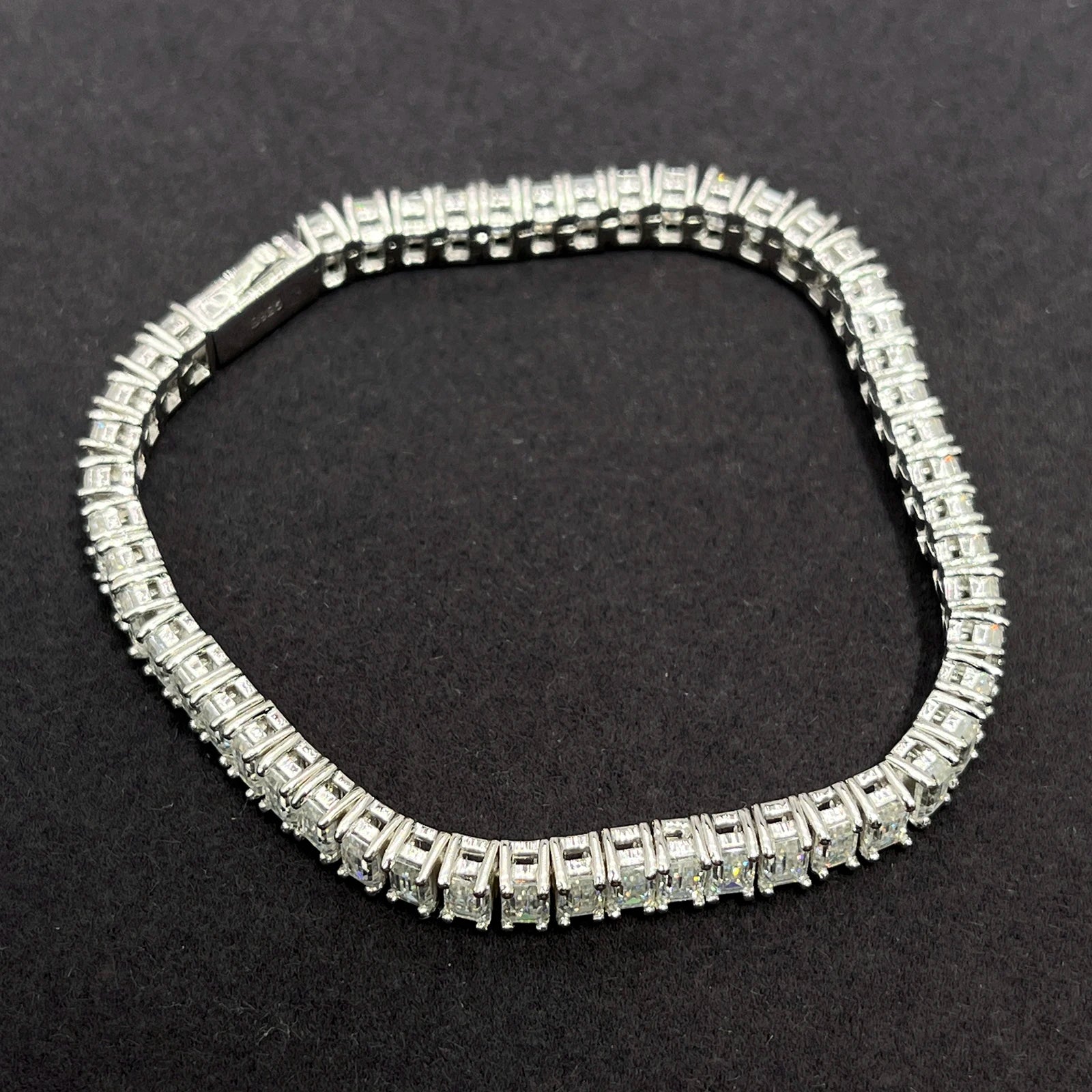 Unisex Iced Out 925 Sterling Silver VVS Moissanite Emerald Cut Tennis Bracelet 5mm
