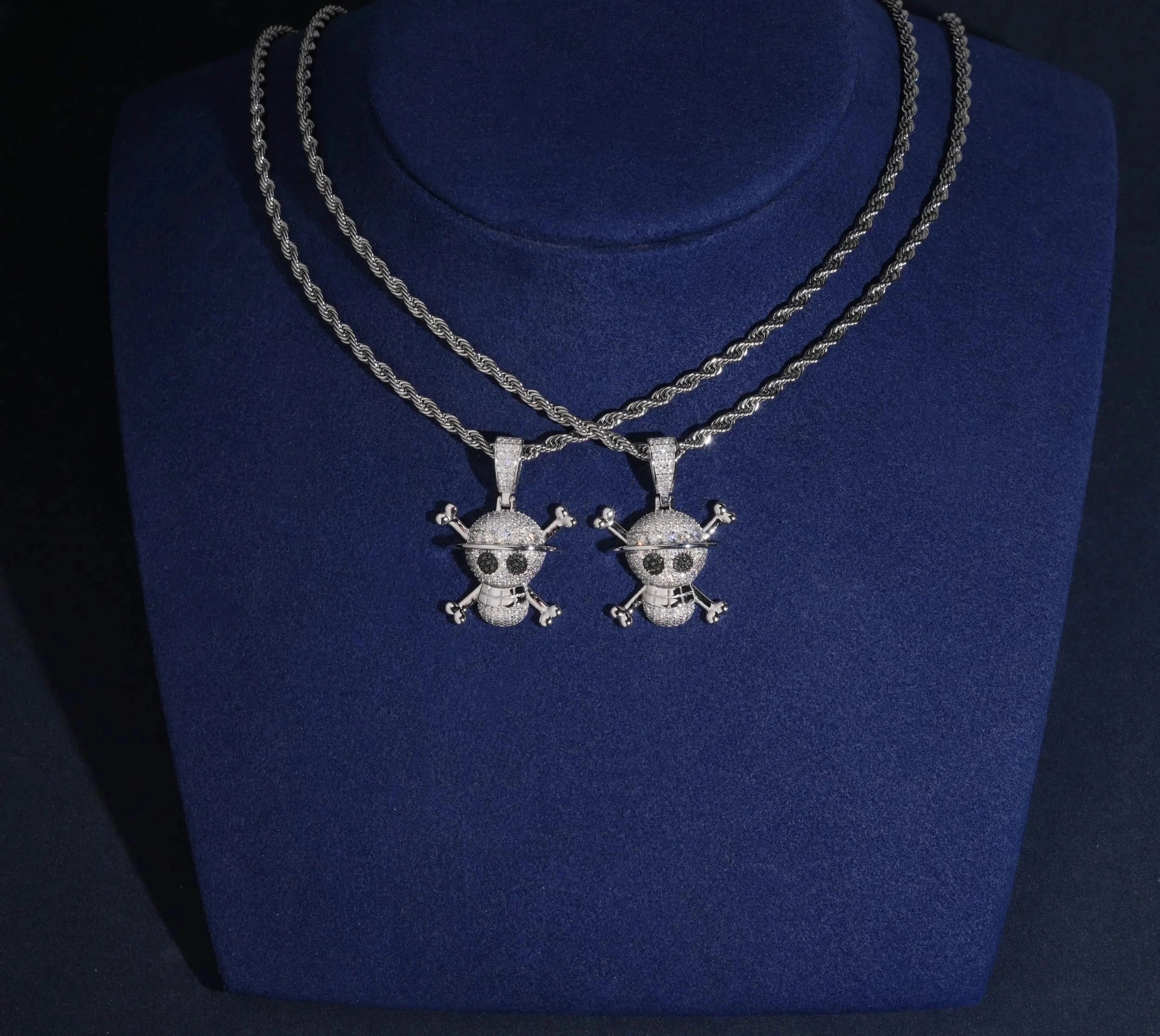 Unisex 925 Sterling Silver VVS Moissanite Iced Out Skull Pendant YHP0640