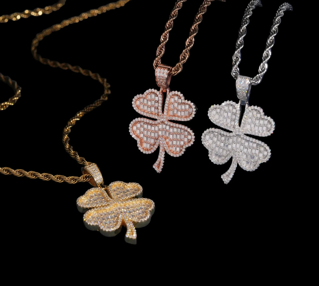 Unisex 925 Sterling Silver VVS Moissanite Lucky Clover Iced Out Pendant YHP0603