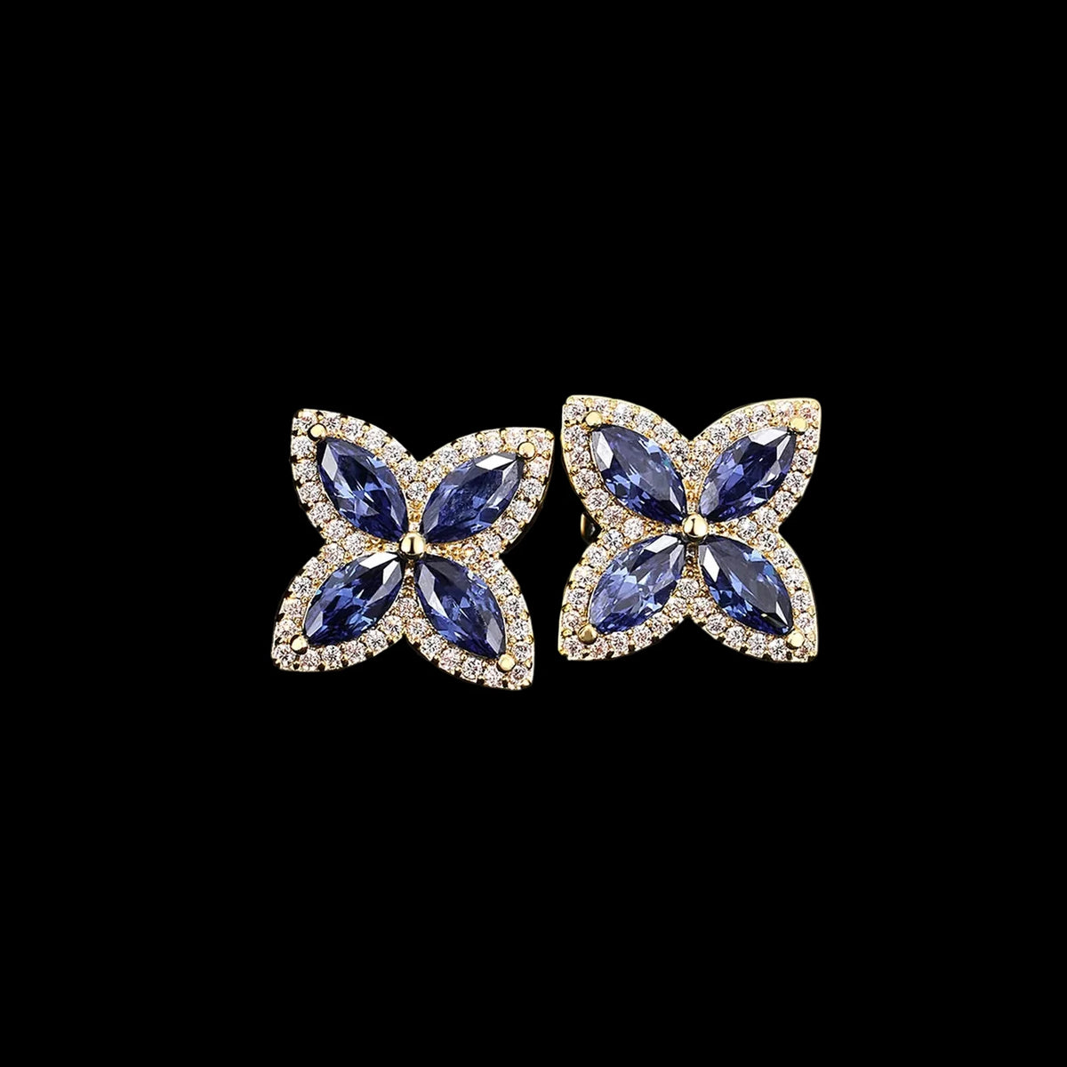 Unisex Iced Out 925 Sterling Silver VVS Moissanite Blue Sapphire Clover Stud Earrings