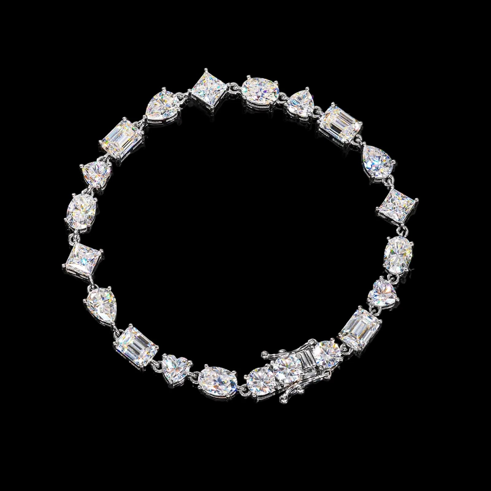 Unisex 8mm Heart Cut VVS Moissanite Tennis Bracelet 925 Sterling Silver