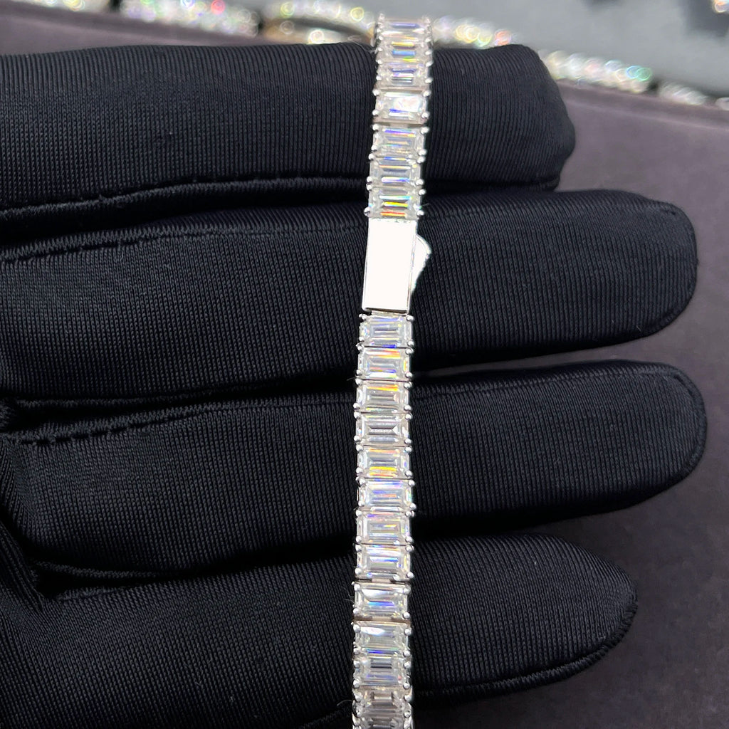 Unisex Iced Out 925 Sterling Silver VVS Moissanite Emerald Cut Tennis Bracelet 5mm