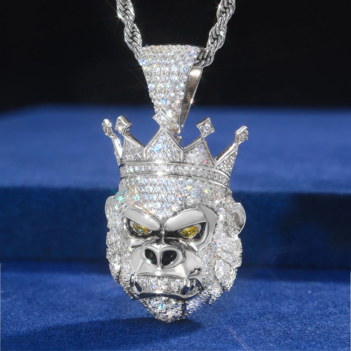 Unisex 925 Sterling Silver VVS Moissanite Gorilla with Crown Iced Out Pendant