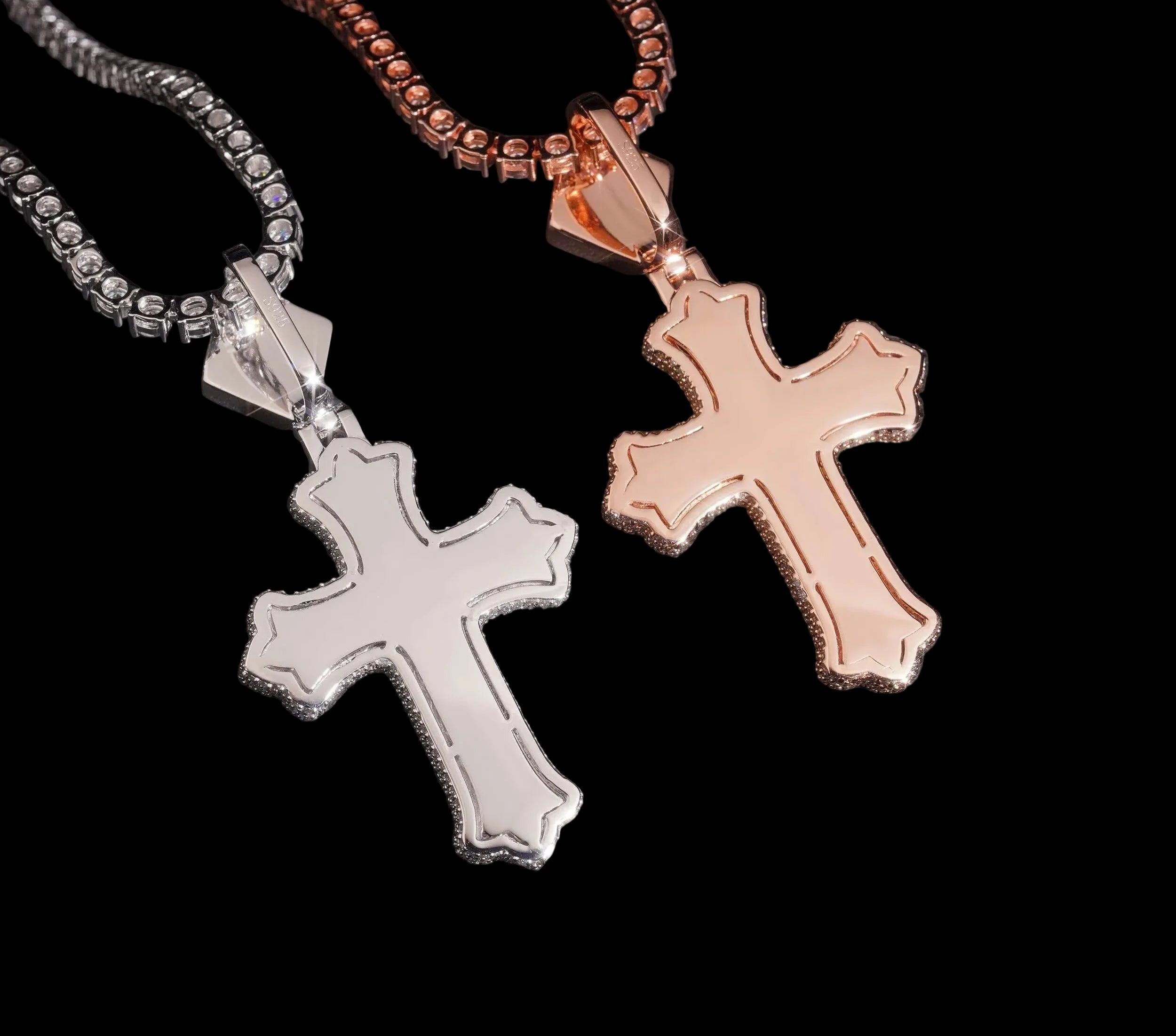 Unisex Iced Out Cross Pendant 925 Sterling Silver VVS Moissanite BP4158