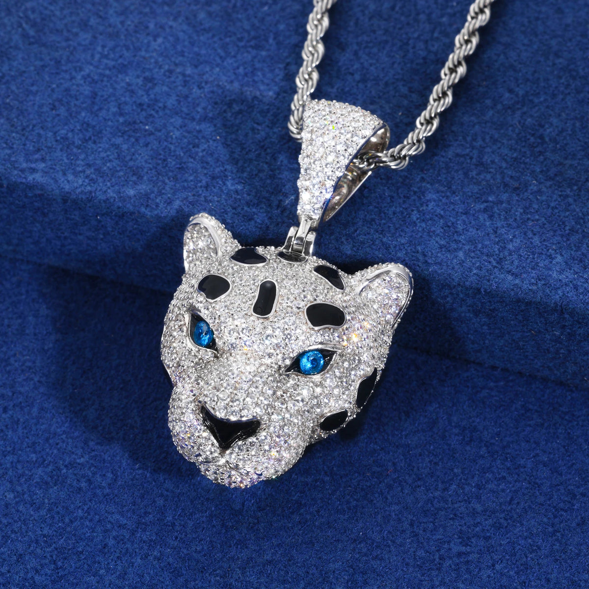 Unisex 925 Sterling Silver VVS Moissanite Iced Out Leopard Head Pendant TQP0801