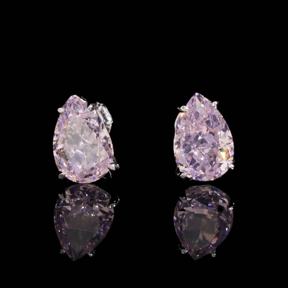 Unisex Iced Out 925 Sterling Silver Rhodium Plated VVS Moissanite Pear Cut Sakura Lab Grown Gemstone Stud Earrings