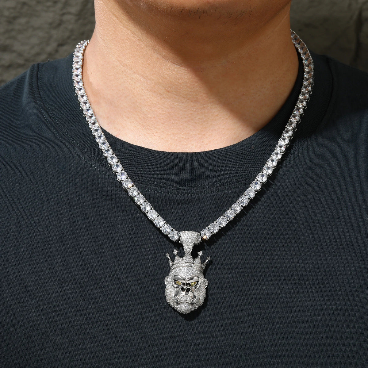 Unisex 925 Sterling Silver VVS Moissanite Gorilla with Crown Iced Out Pendant