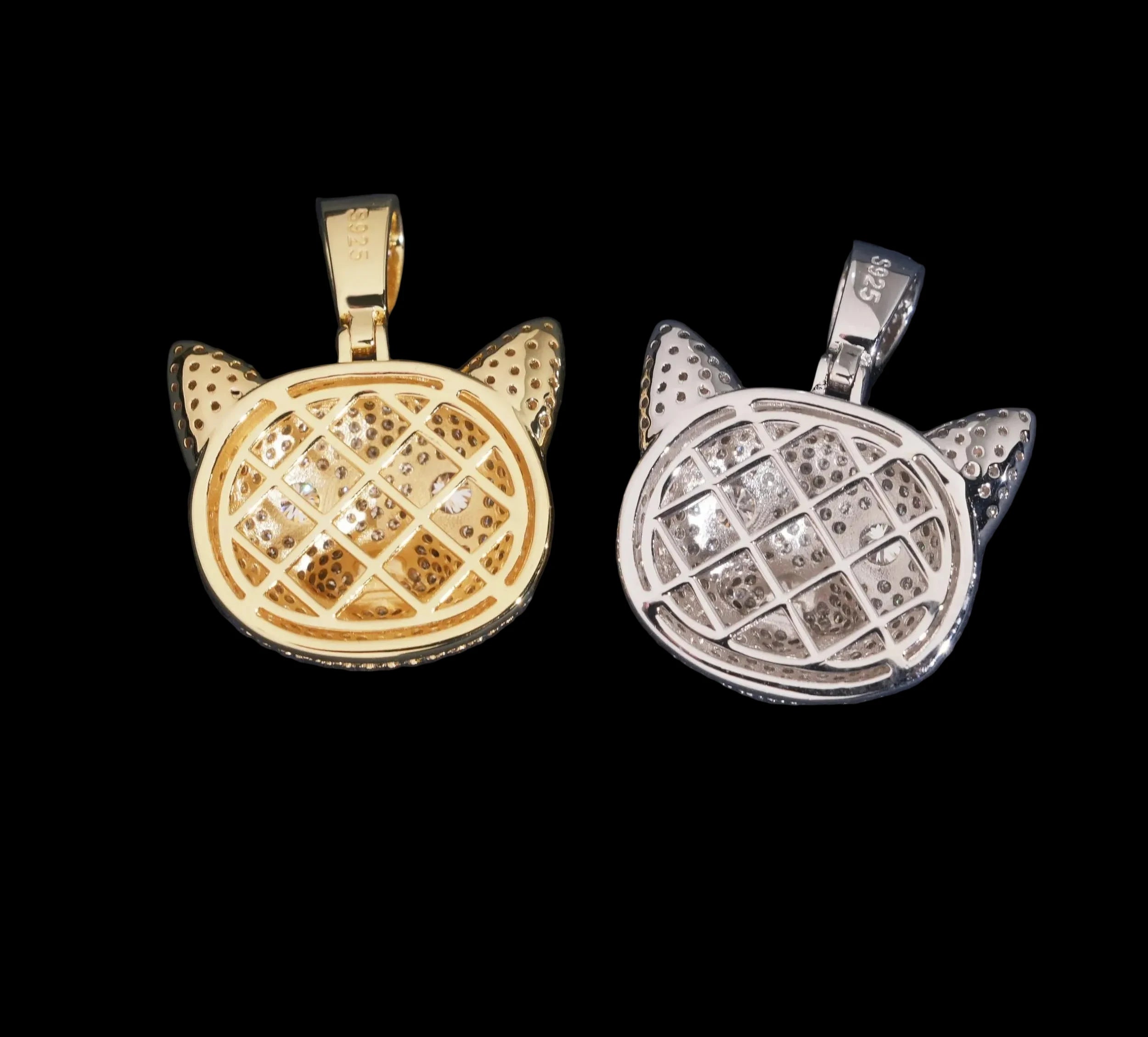 Unisex Iced Out Animal Pendant 925 Sterling Silver VVS Moissanite