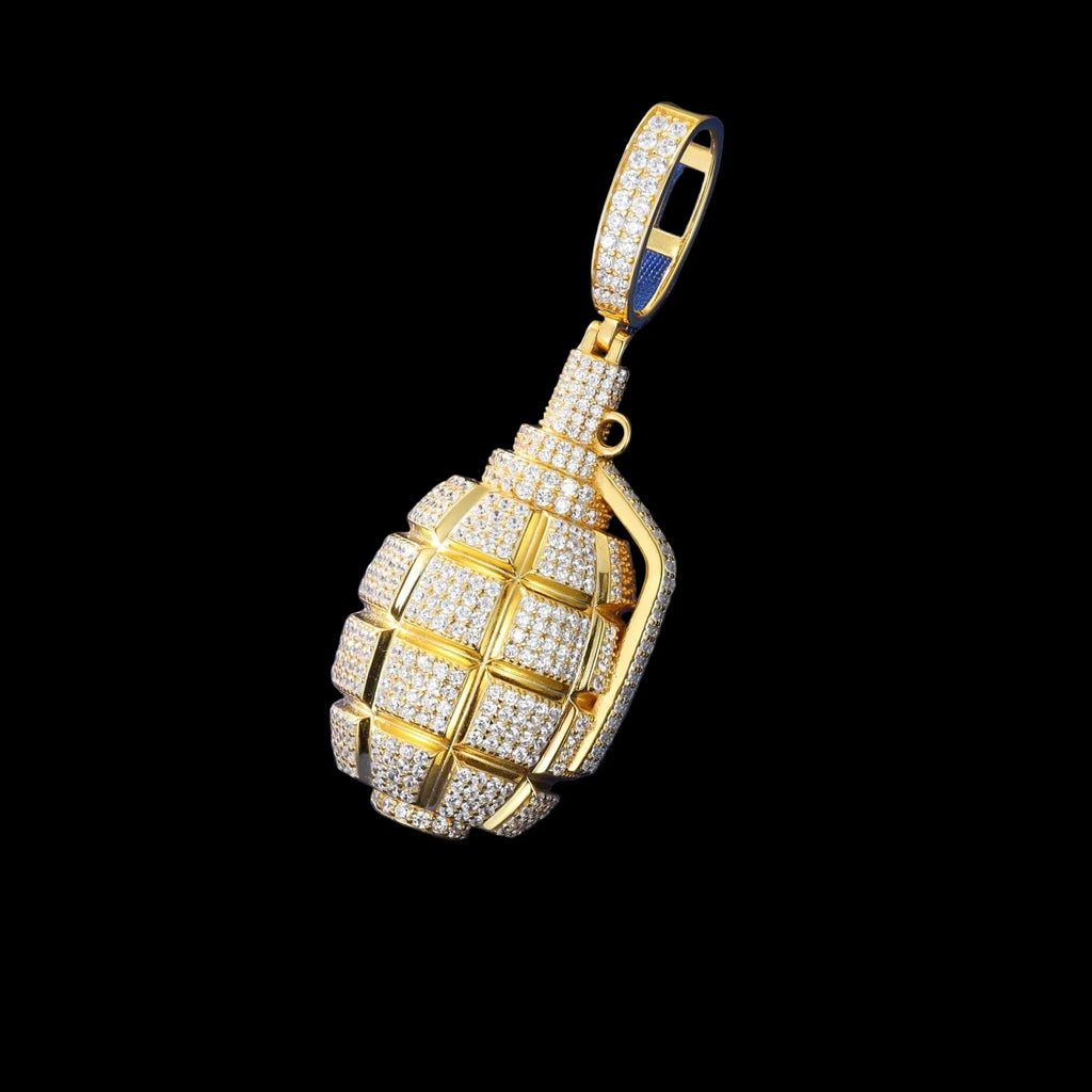 Unisex 925 Sterling Silver VVS Moissanite Hand Grenade Pendant TQP0505