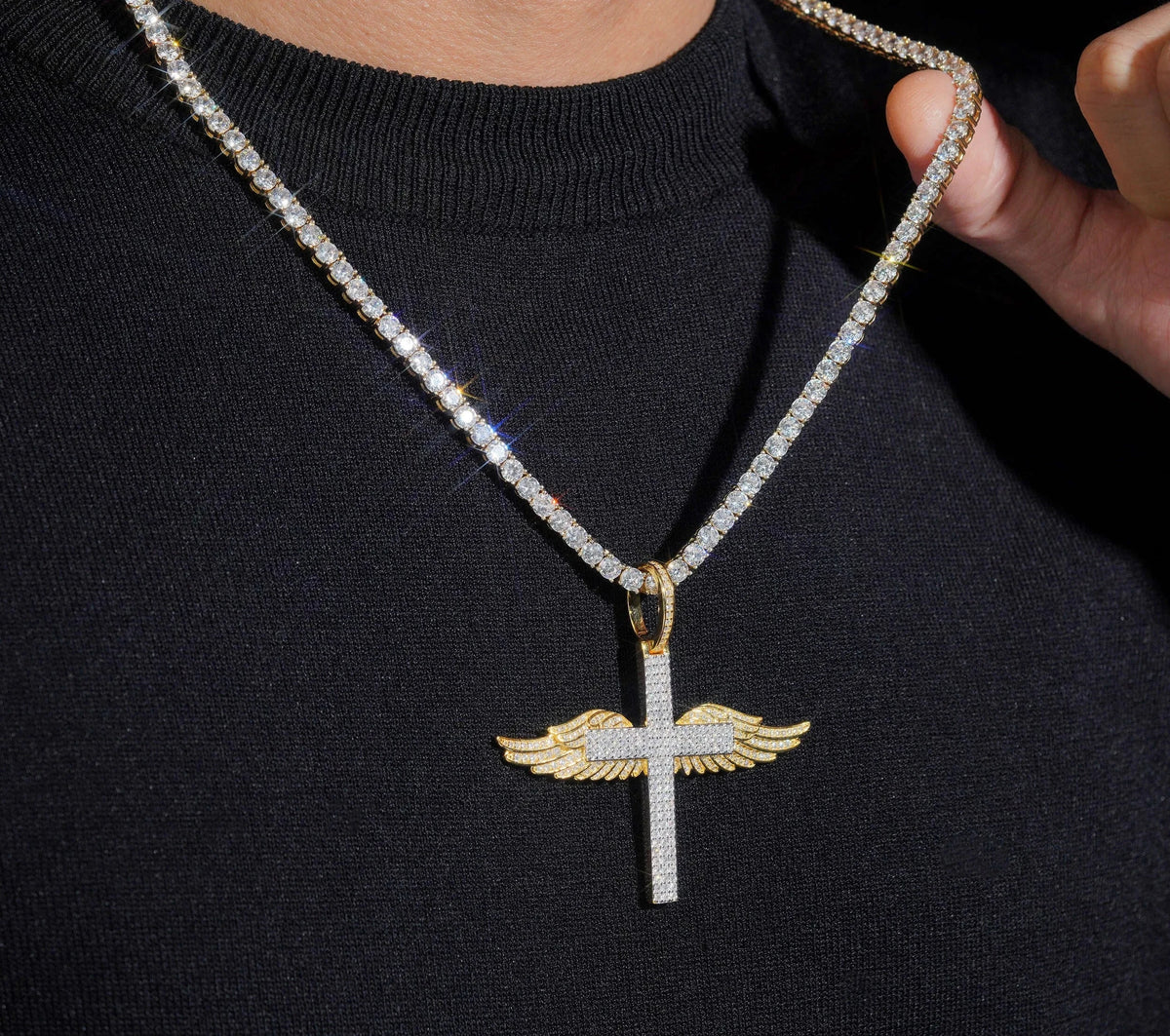Unisex 925 Sterling Silver VVS Moissanite Cross Wing Iced Out Pendant P7816