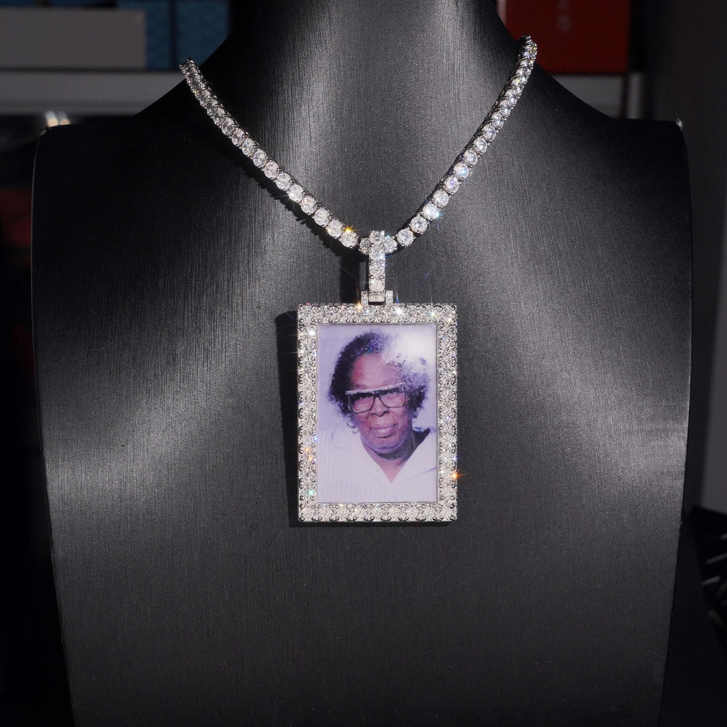 Unisex Custom Picture Memorial Iced Pendant 925 Sterling Silver VVS Moissanite