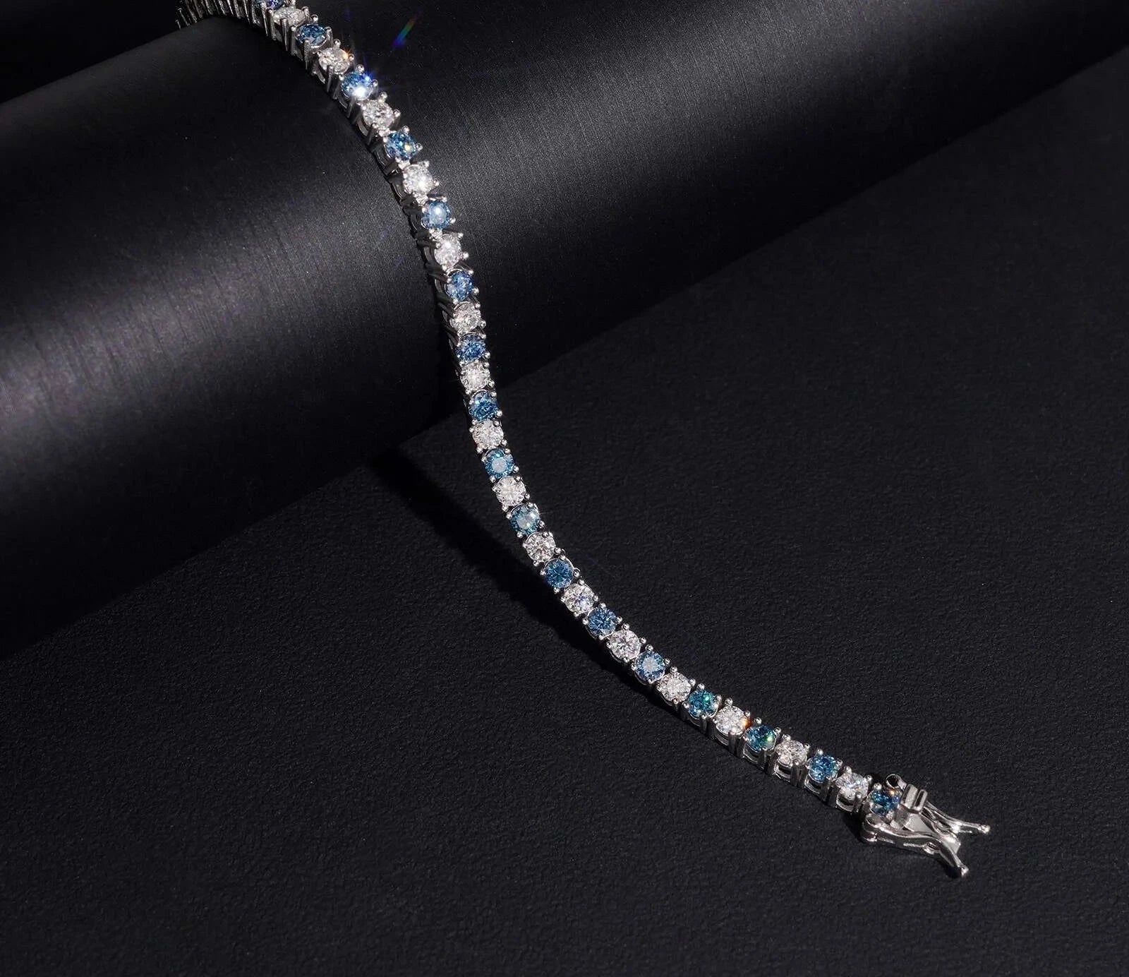 Unisex 3mm Round Brilliant Cut VVS Moissanite Tennis Bracelet 925 Sterling Silver
