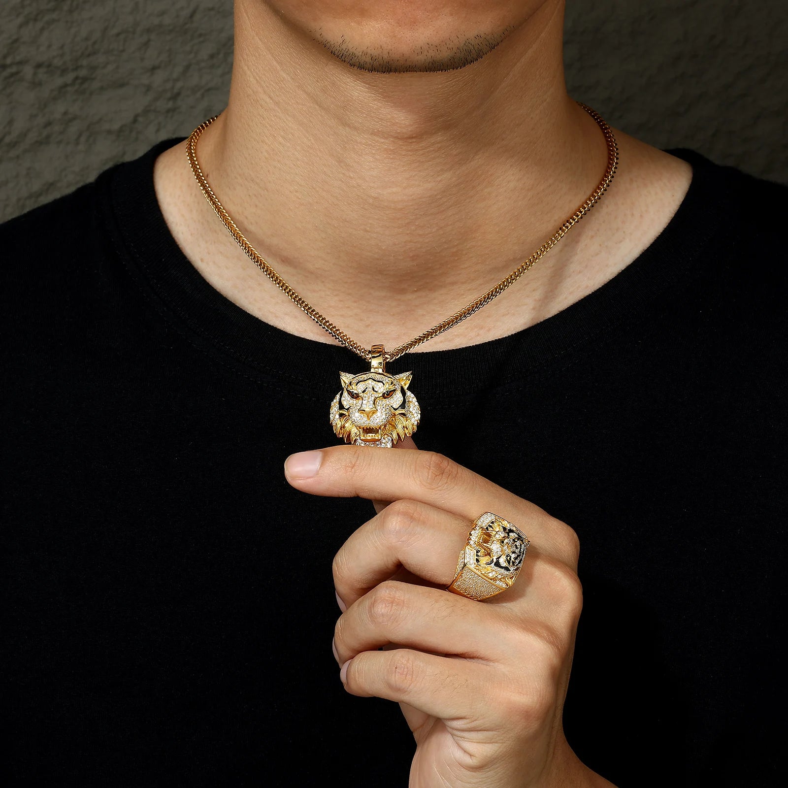 Men's 925 Sterling Silver VVS Moissanite Iced Out 3D Tiger Head Pendant TQP0730