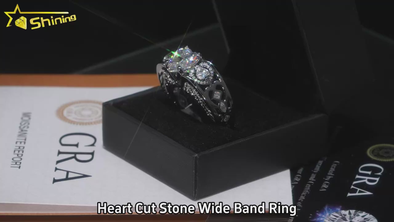 Unisex Iced Out 925 Sterling Silver Heart Cut VVS Moissanite Eternity Ring